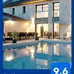 Ome Sweet Bed & Breakfast 4*