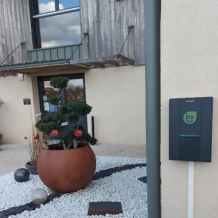 Ome Sweet Bed and breakfast