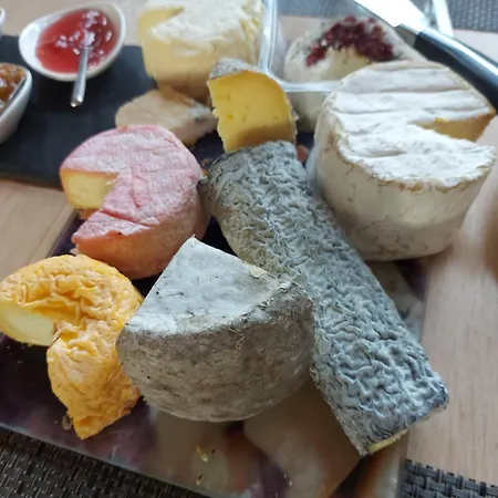 Ome Sweet Nocleg ze śniadaniem