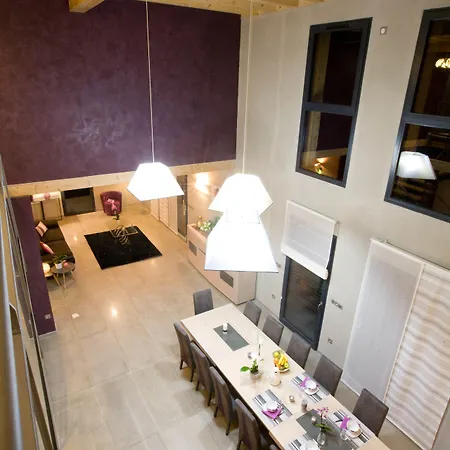 Couette-café Ome Sweet 4*