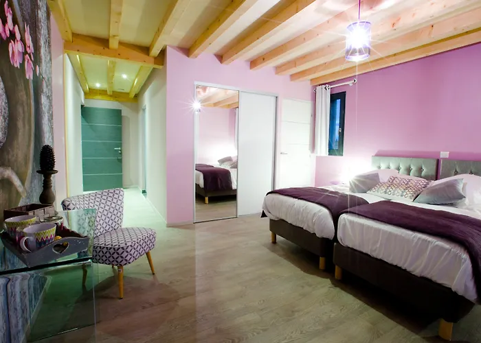 Ome Sweet Bed & Breakfast 4*