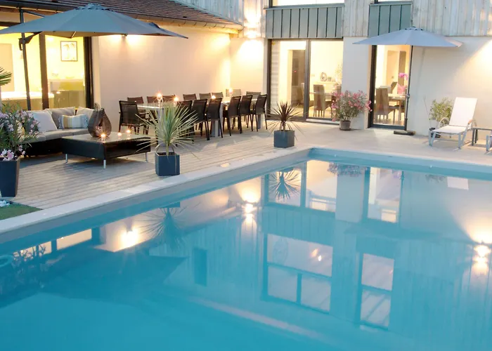 Ome Sweet Couette-café 4*