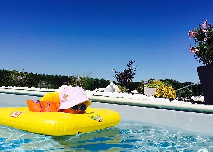 Ome Sweet Couette-café 4*